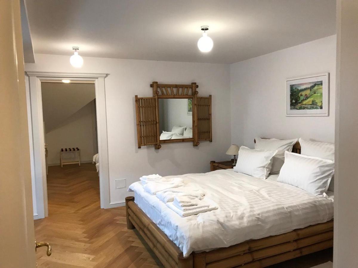 Augsburg Apart Piatra Neamţ Extérieur photo
