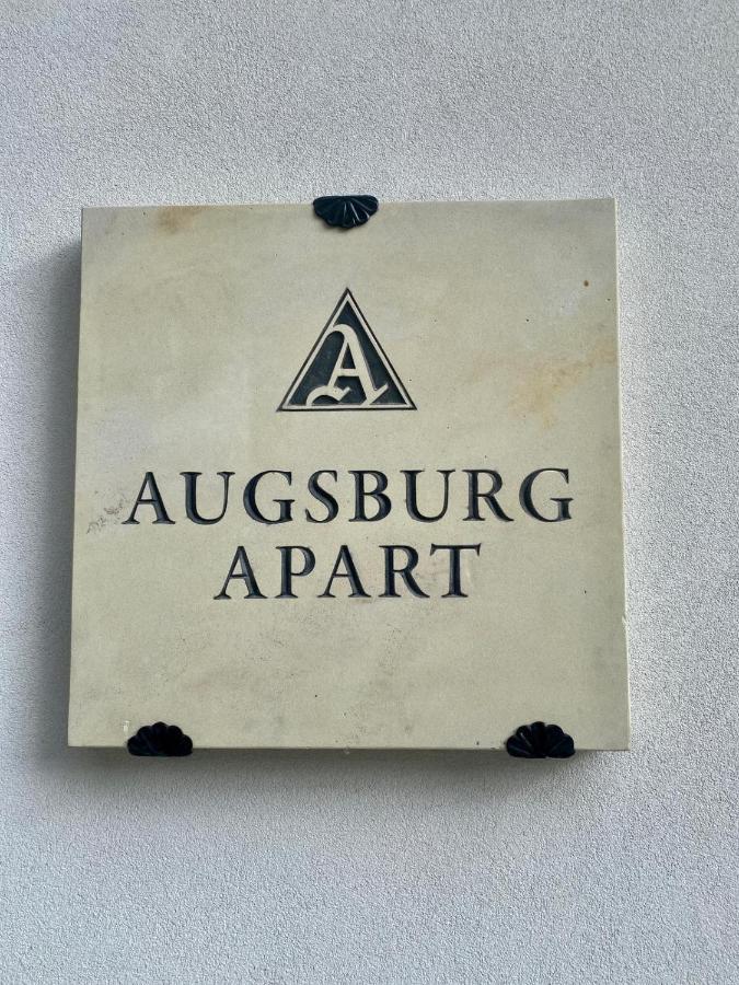 Augsburg Apart Piatra Neamţ Extérieur photo