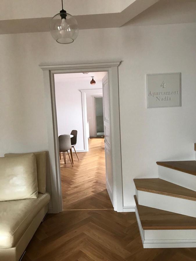 Augsburg Apart Piatra Neamţ Extérieur photo