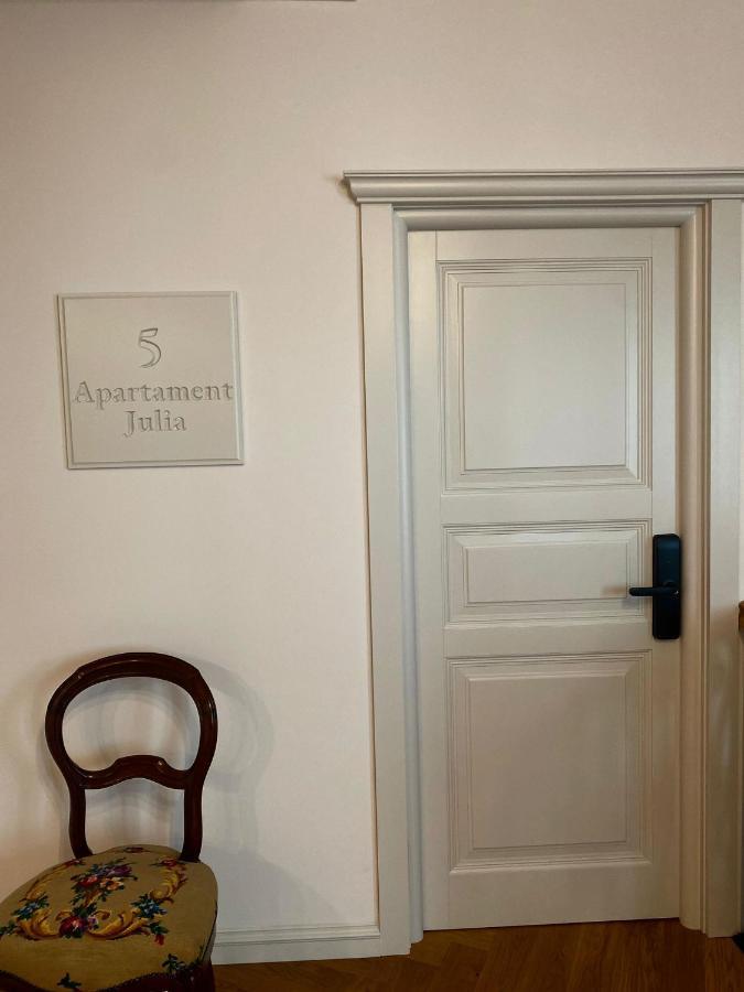 Augsburg Apart Piatra Neamţ Extérieur photo